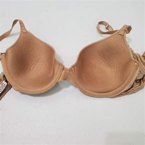 Category:32C bra .